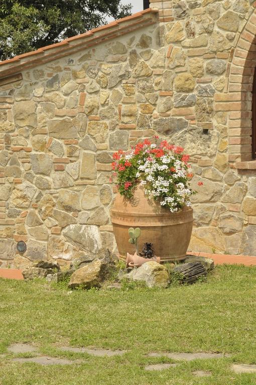גאמבאסי Agriturismo Renai E Monte II מראה חיצוני תמונה