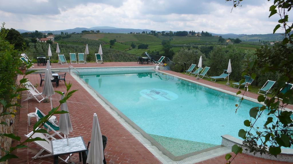 גאמבאסי Agriturismo Renai E Monte II מראה חיצוני תמונה