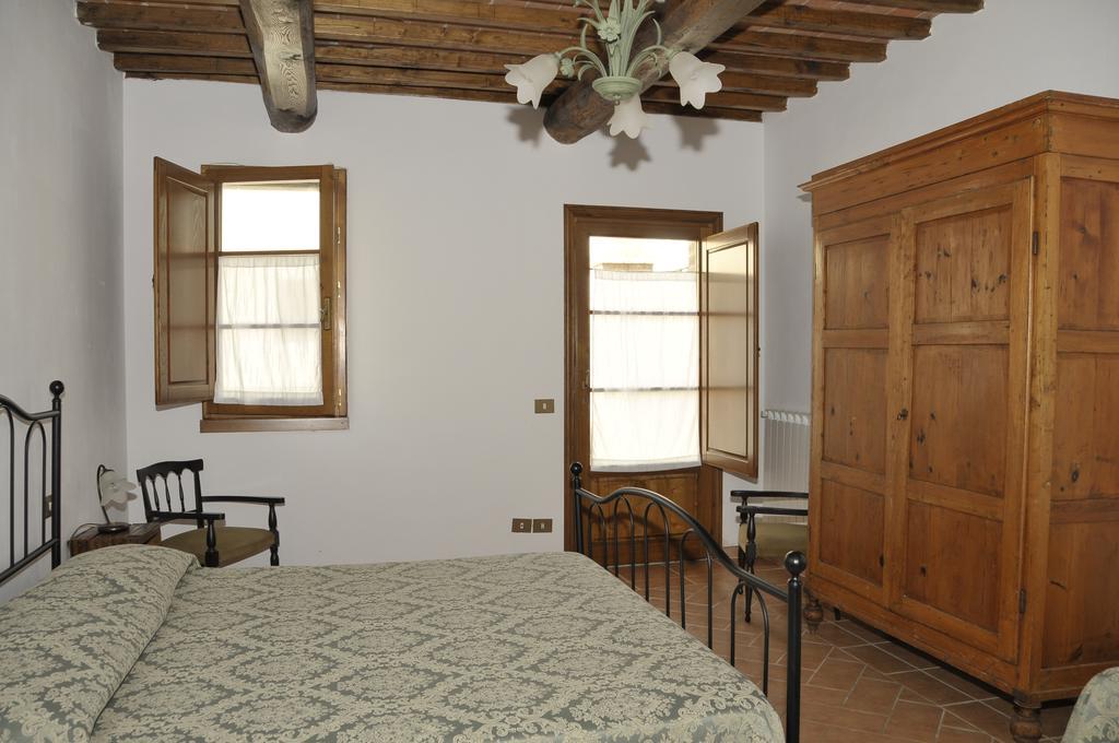 גאמבאסי Agriturismo Renai E Monte II מראה חיצוני תמונה