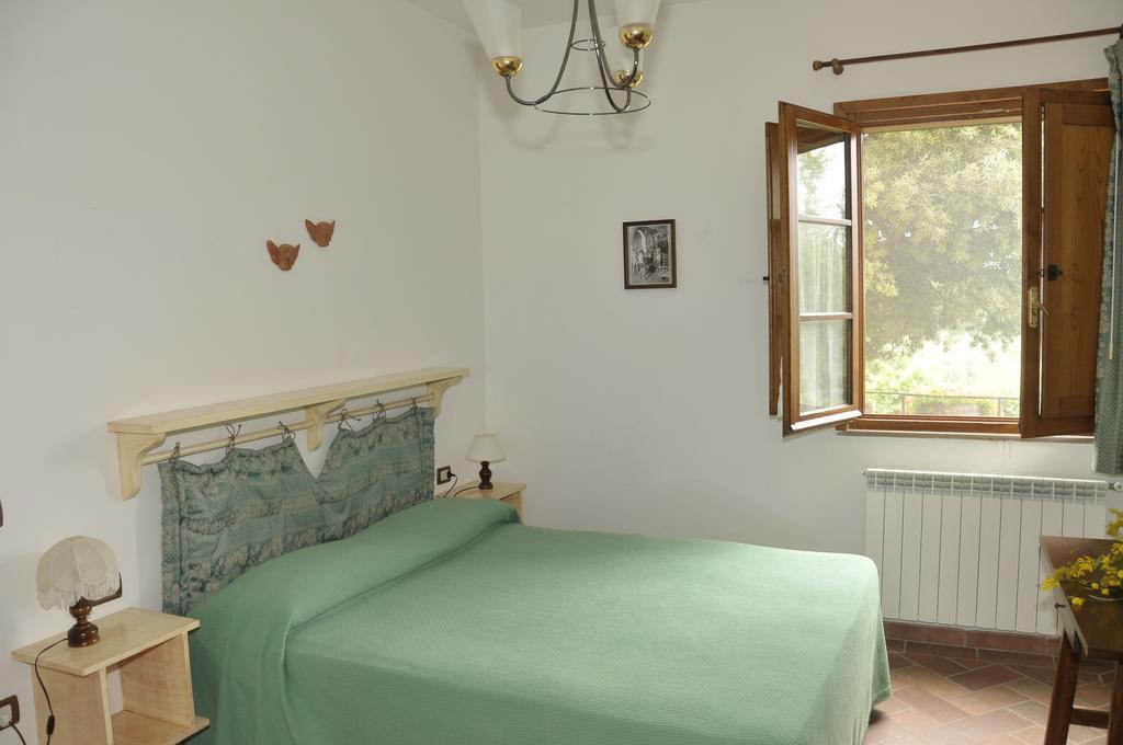 גאמבאסי Agriturismo Renai E Monte II מראה חיצוני תמונה